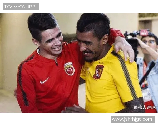 足球明星遮面神秘人头引发热议背后故事揭秘