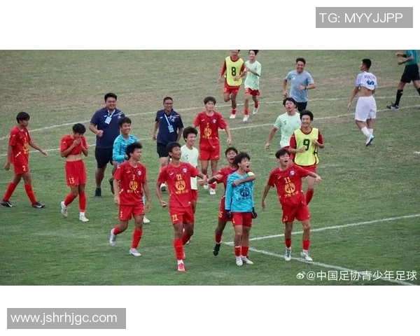 00后足球明星帅哥崛起他们的青春与梦想在绿茵场上绽放